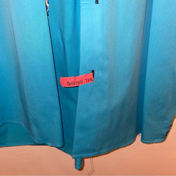 COOGI Luxe Stretch Collection Blue button shirt w/ Leopard cuffs & collar - Picture 11 of 13